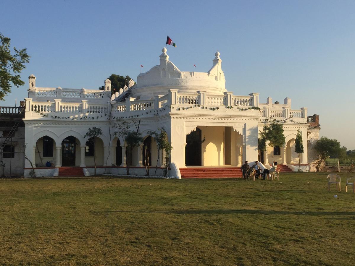 Отель Aaram Baagh By Pachar Group, Sanchi Экстерьер фото